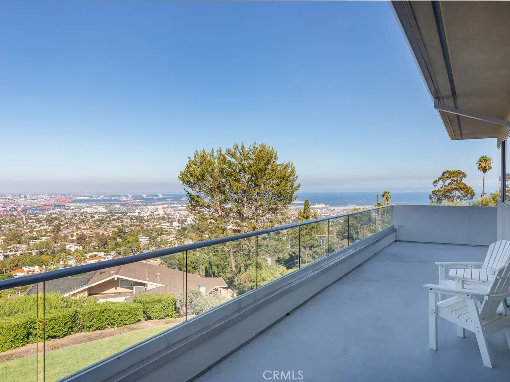 43 Avenida Corona, Rancho Palos Verdes, California 90275 home-pic-12